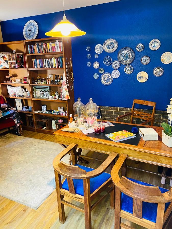 Bella Blue Guesthouse Bloemfontein Exteriör bild